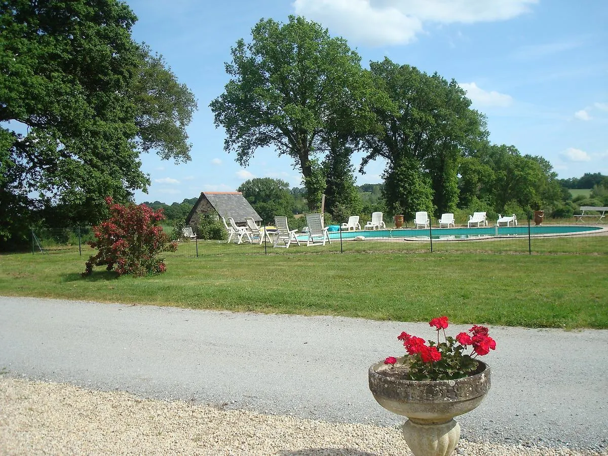 Chambre D'Hotes De La Ville Ruaud Augan 0*,
