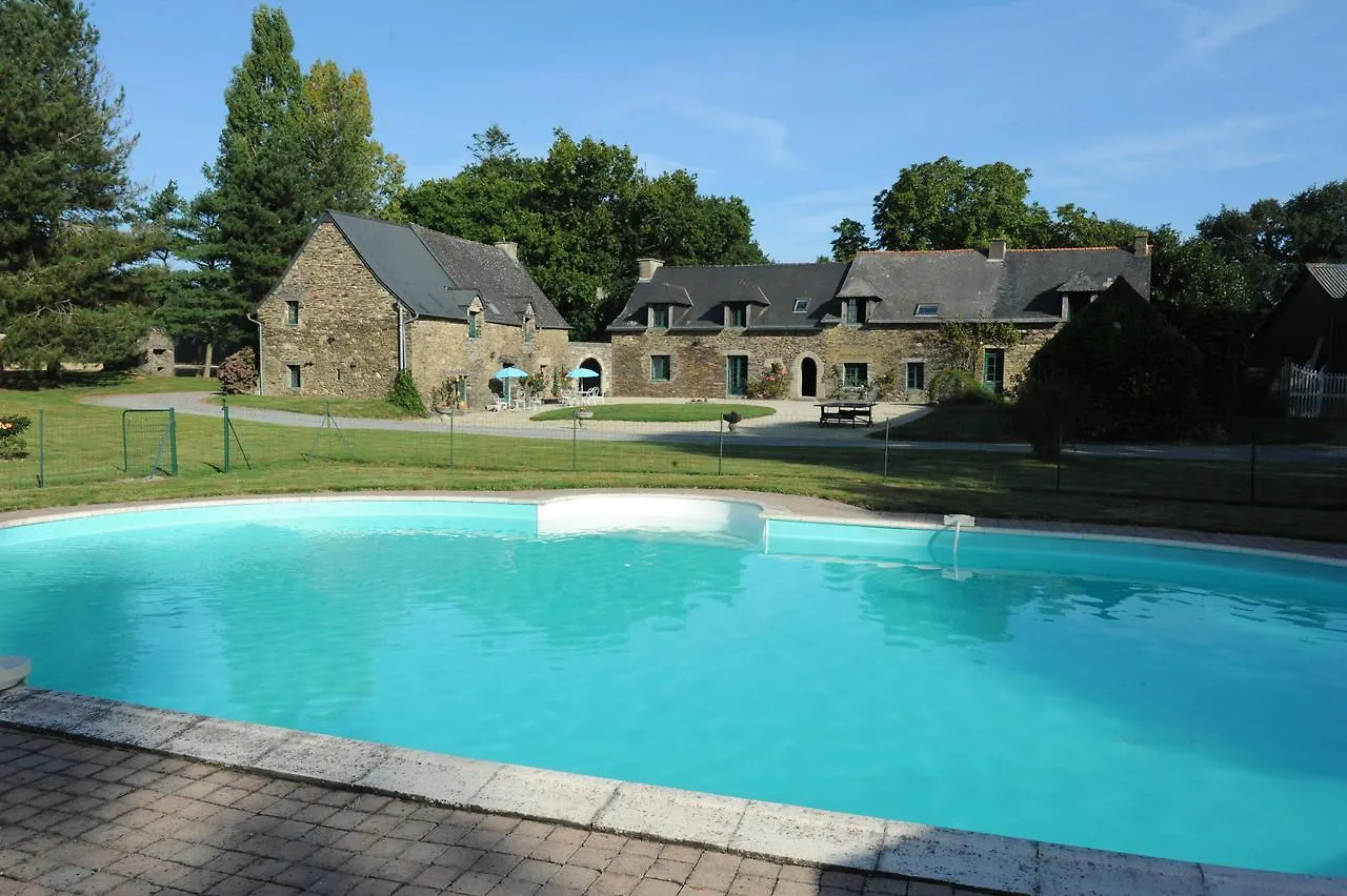 Bed & Breakfast Chambre D'Hotes De La Ville Ruaud Augan