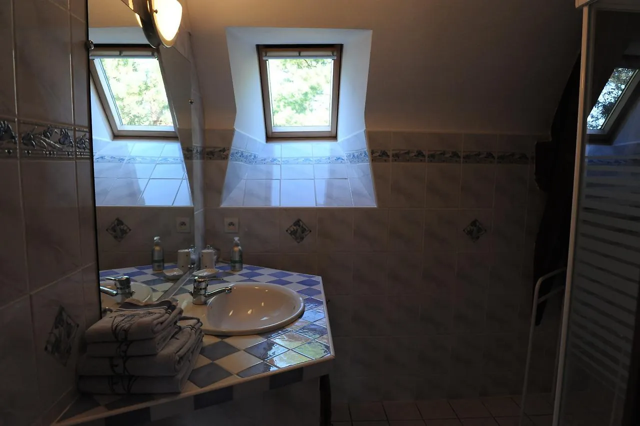 Bed & Breakfast Chambre D'Hotes De La Ville Ruaud Augan France